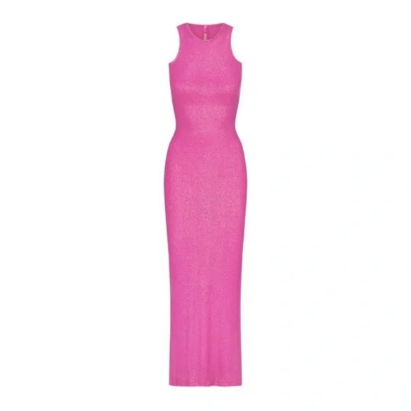 {SKIMS} SOFT LOUNGE SHIMMER RACERBACK DRESS [FUCHSIA] - Picture 4 of 8